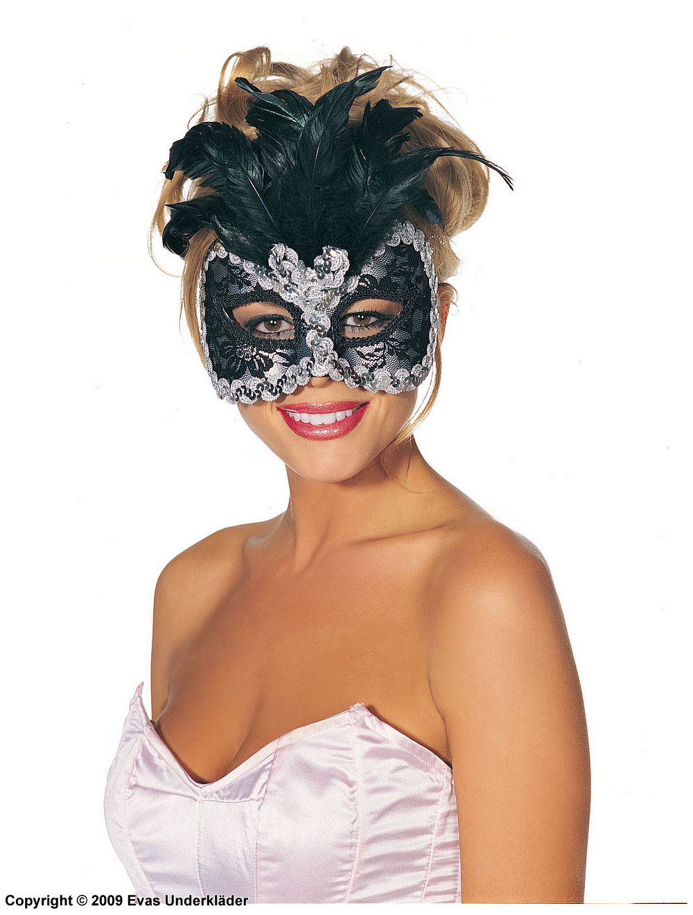 Mask in silver and black